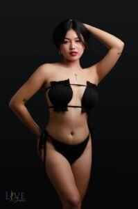 Live Show Models (105)
