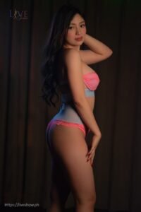 Live Show Models (64)